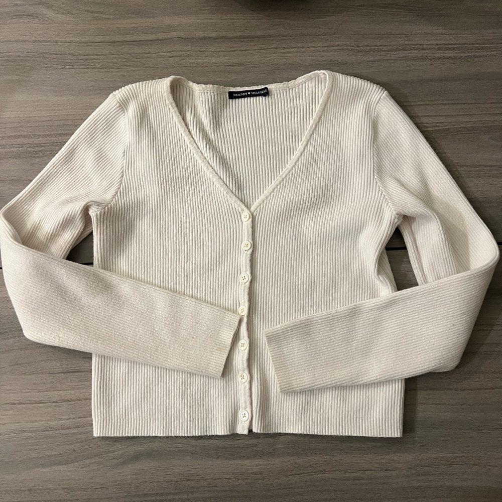 Brandy Melville sweater